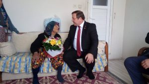 Yaşlılara Saygı Haftasında Fatma annemizin elini öptük..