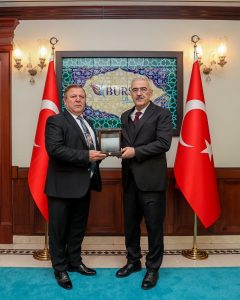 Bursa Valisi Ayyıldız’a Nezaket Ziyareti