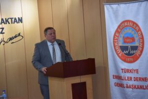 Emekli Açlık Sınırının Altında Çırpınıyor!